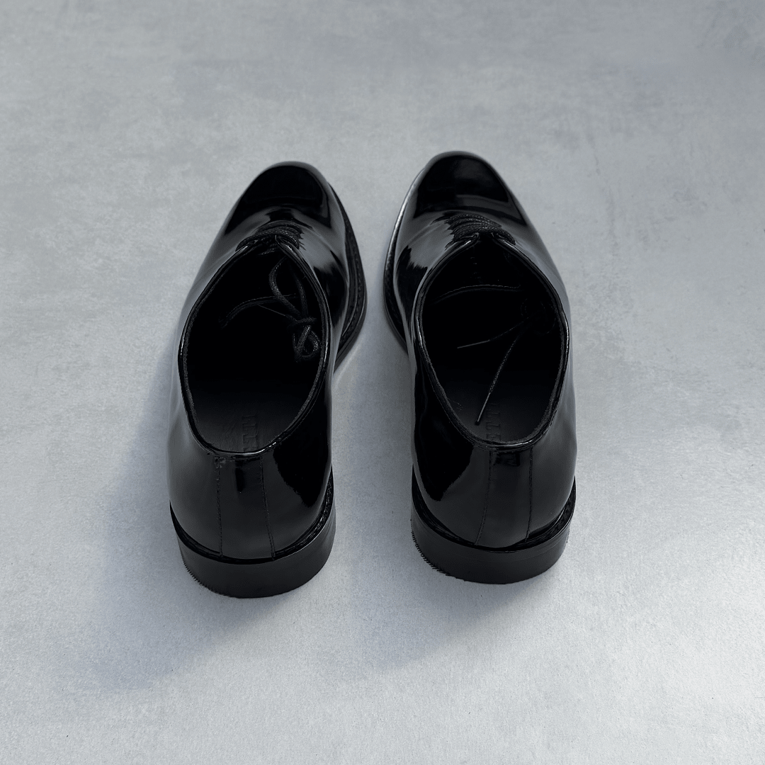 Zapato Wholecut Charol Negro - VANZETTI