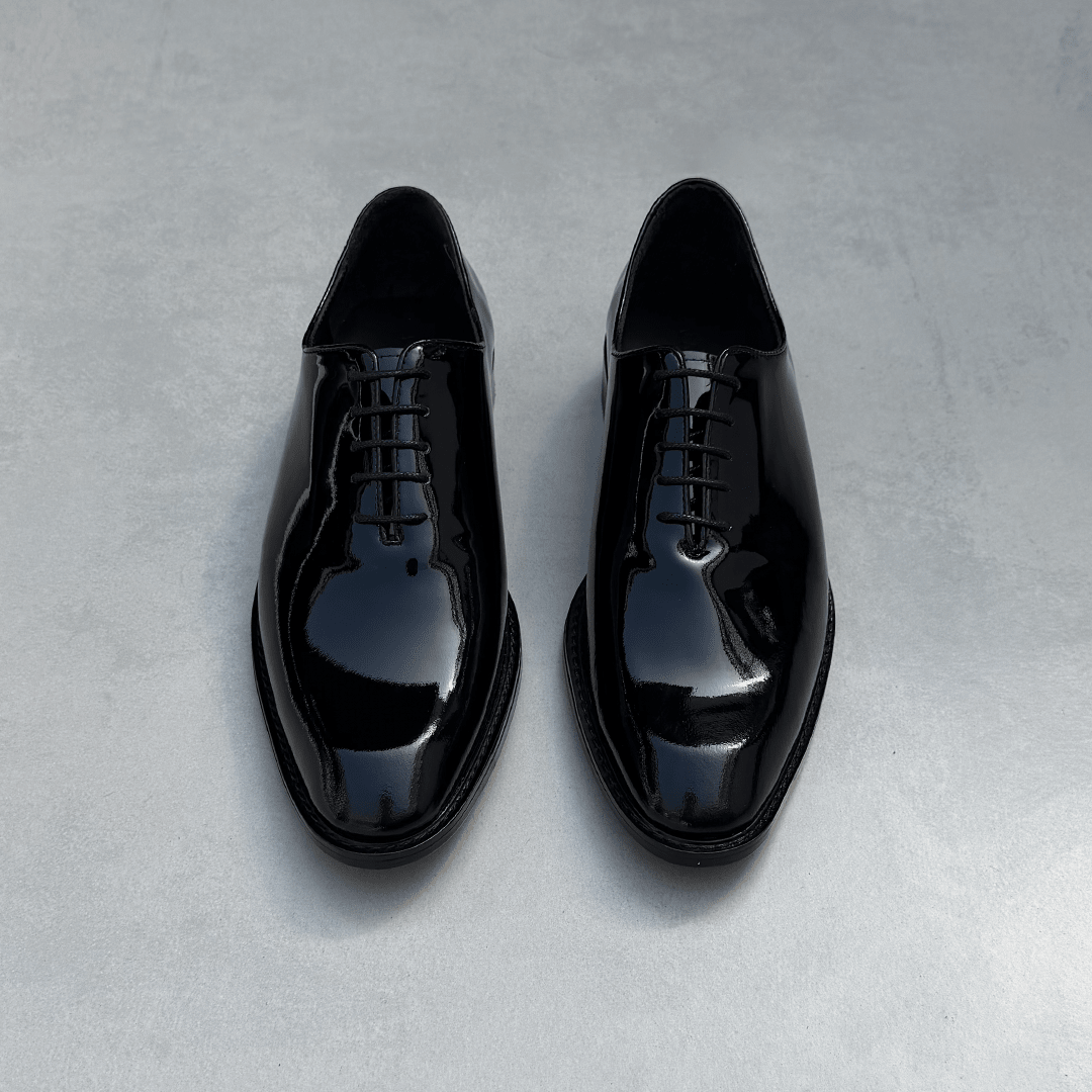 Zapato Wholecut Charol Negro - VANZETTI