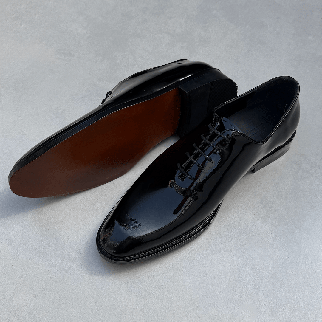 Zapato Wholecut Charol Negro - VANZETTI